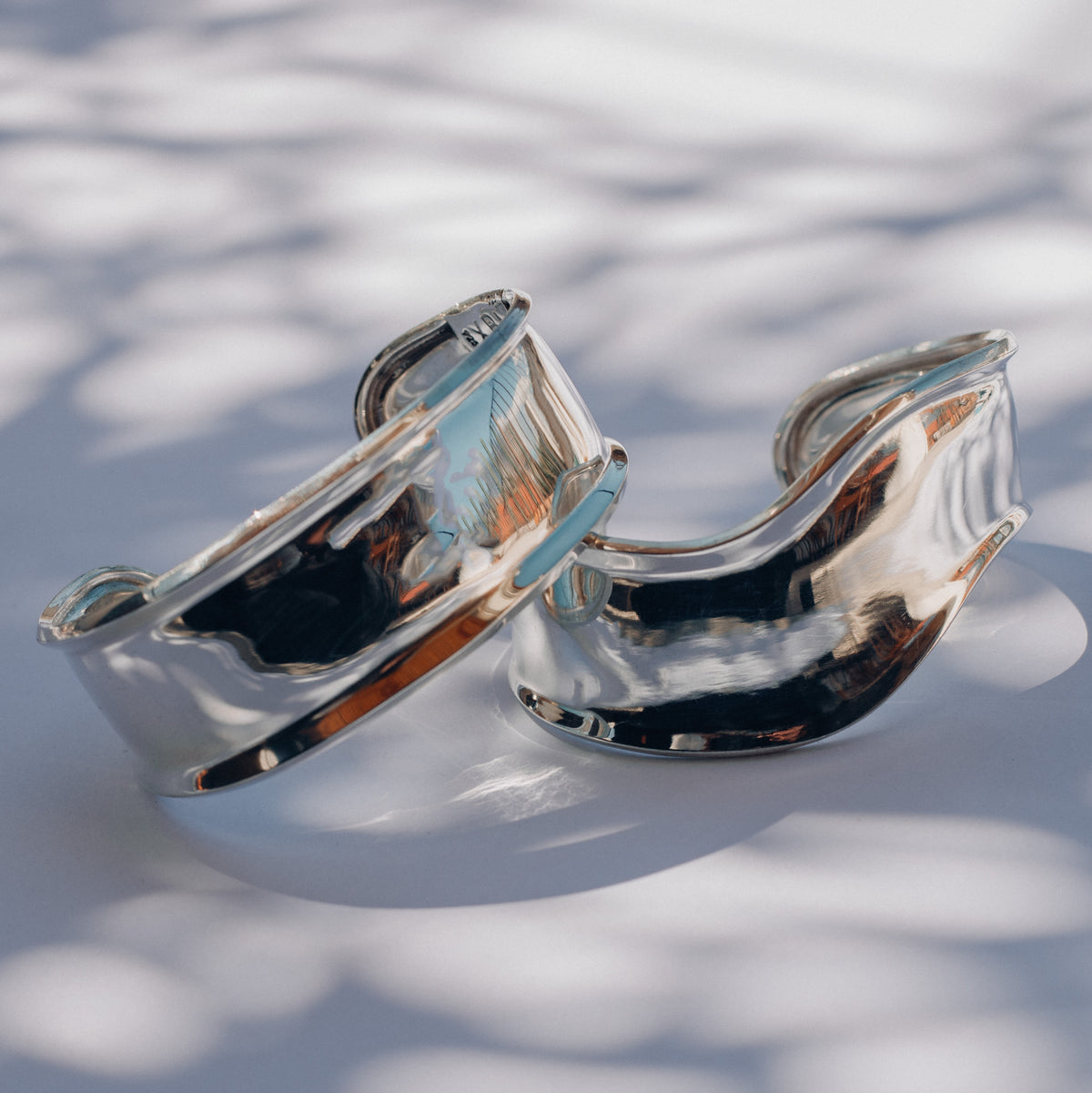 Osadia Cuff Bracelets - Smooth